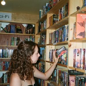 Meet your Posher, Alicia